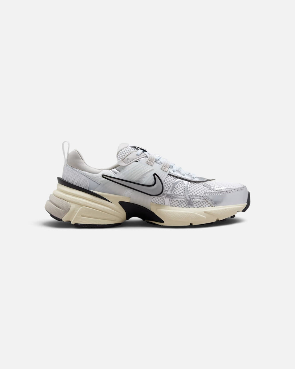 CRIUW NIKE V2K Run Summit White sneaker with metallic silver accents, mesh upper, and vintage-style chunky midsole.