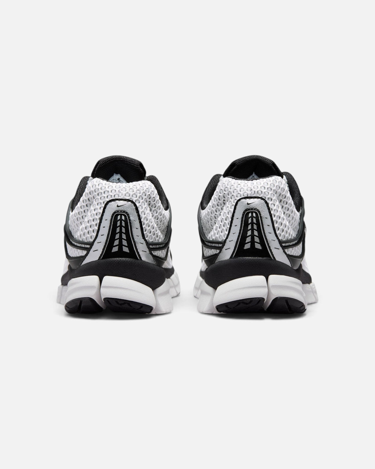 CRIUW NIKE Zoom Skylon 11 Summit White sneakers, rear view showing breathable mesh and metallic silver detailing.