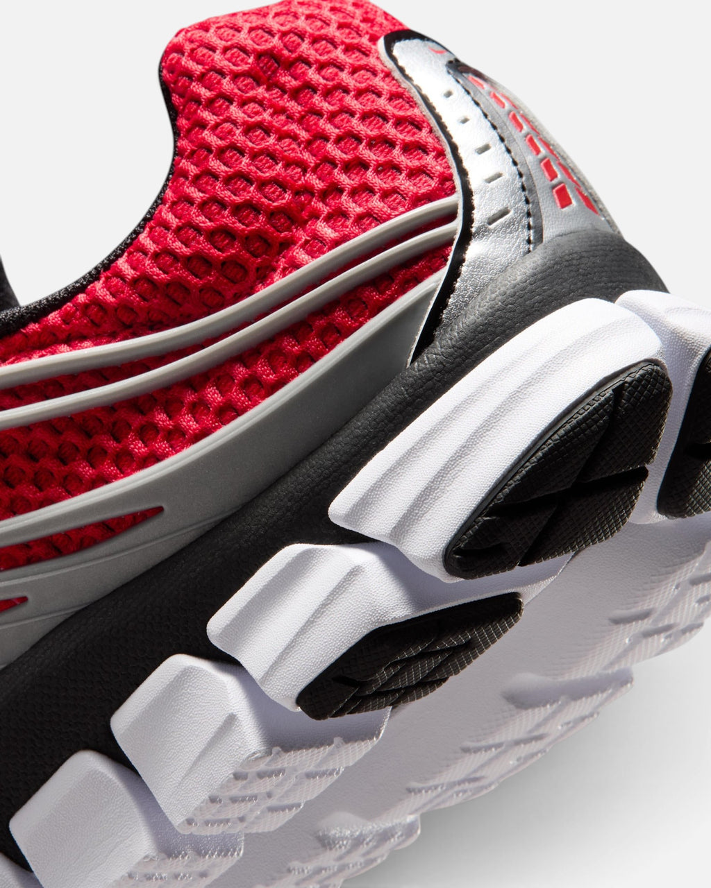 CRIUW NIKE Zoom Skylon 11 running shoe in university red with metallic silver accents and cushioned white midsole