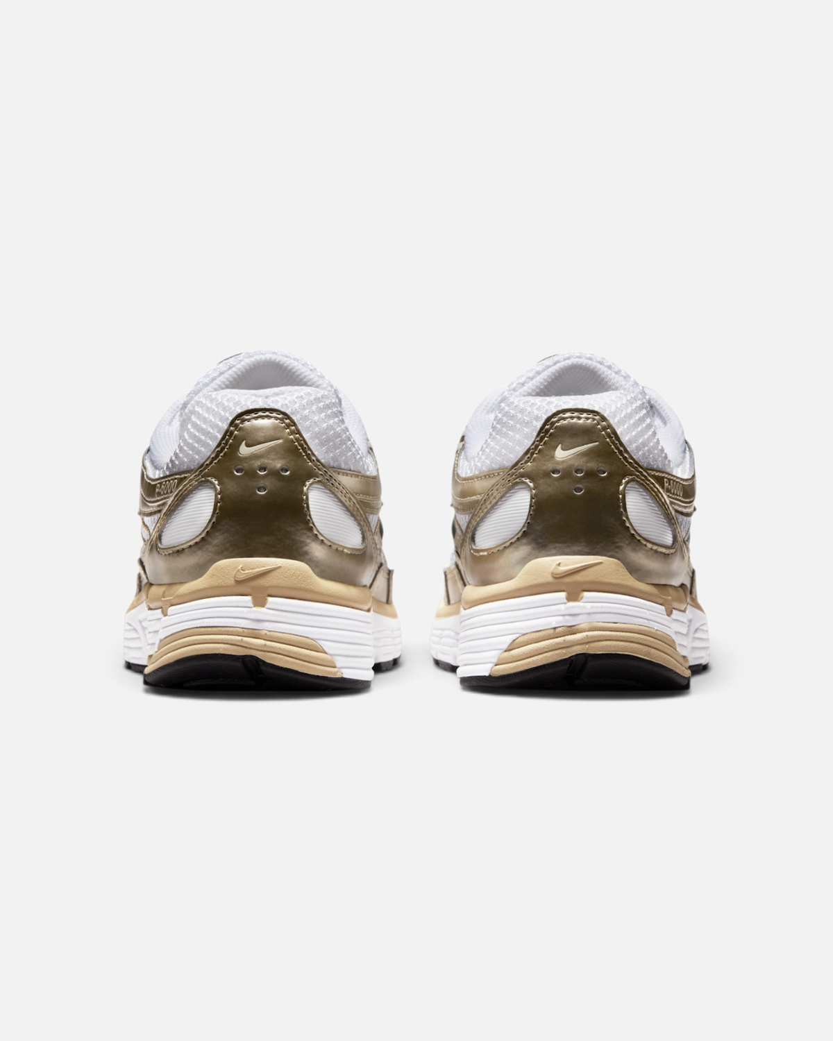 NIKE P-6000 METALLIC GOLD