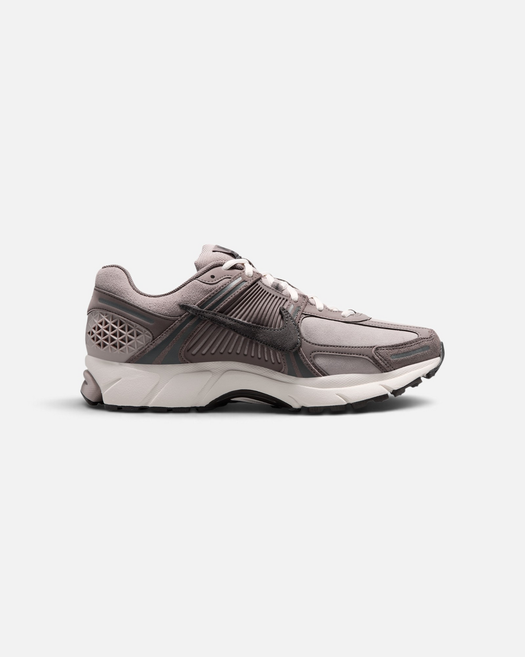 NIKE ZOOM VOMERO 5 CAVE STONE